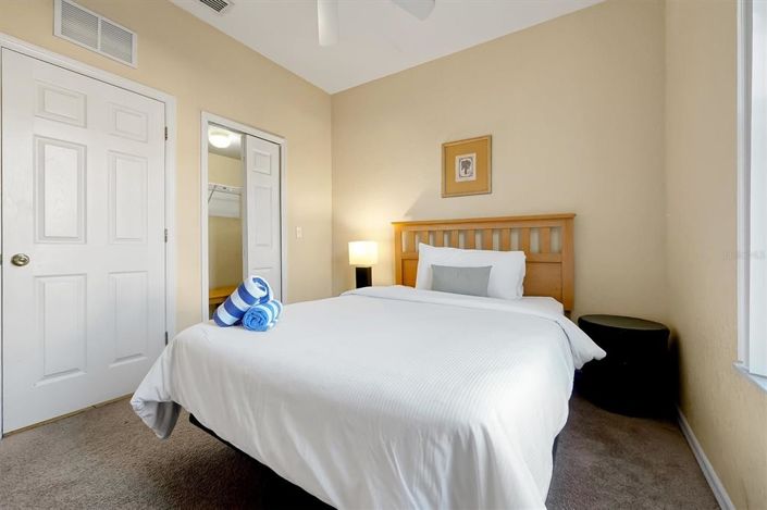 Image No.19-3 Bed Townhouse for sale