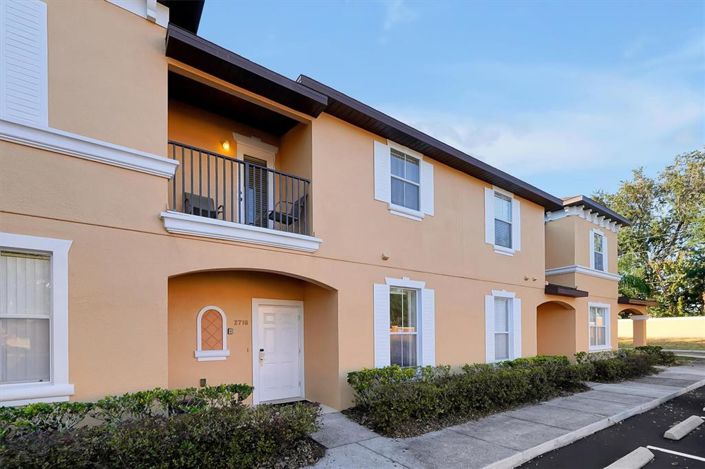 Image No.2-3 Bed Townhouse for sale