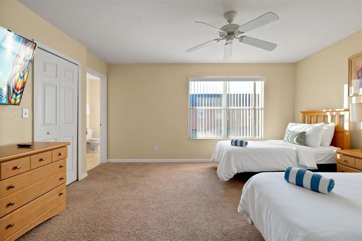 Image No.21-3 Bed Townhouse for sale