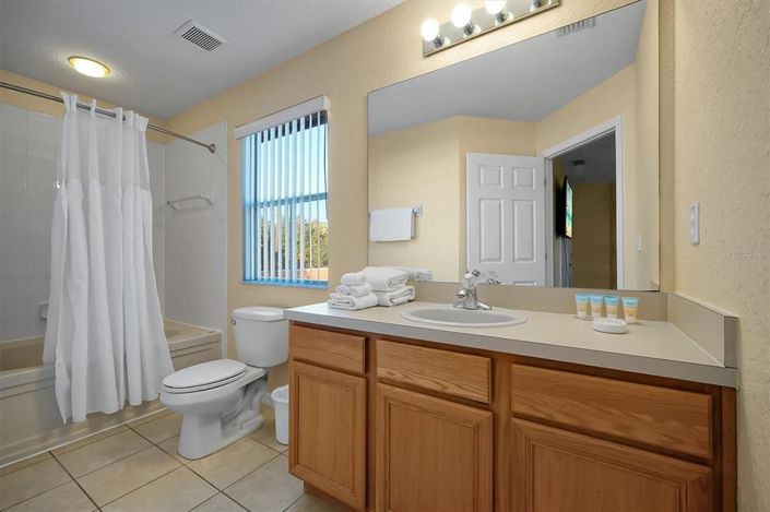 Image No.30-3 Bed Townhouse for sale