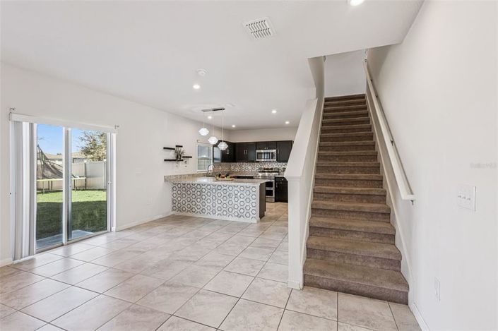 Image No.10-4 Bed Property for sale