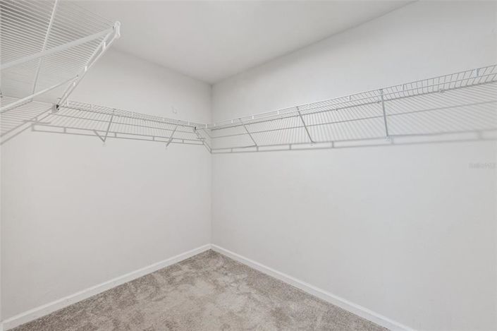 Image No.17-4 Bed Property for sale