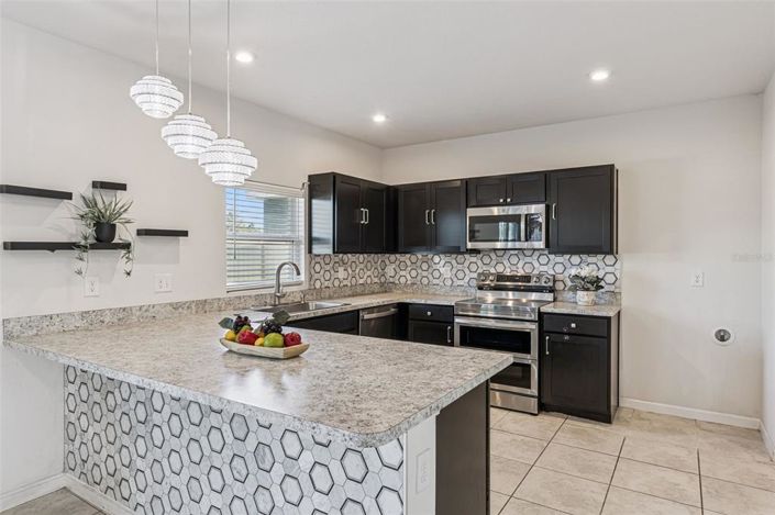 Image No.7-4 Bed Property for sale