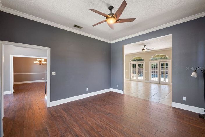 Image No.10-4 Bed Property for sale