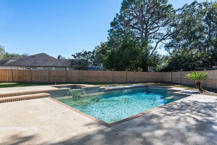 Image No.29-4 Bed Property for sale