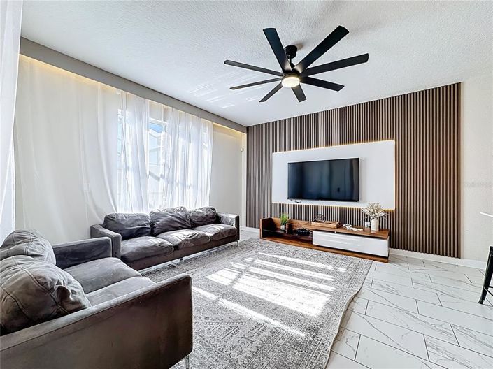 Image No.16-4 Bed Townhouse for sale