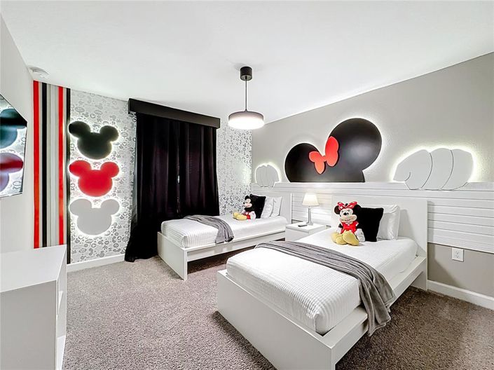 Image No.23-4 Bed Townhouse for sale