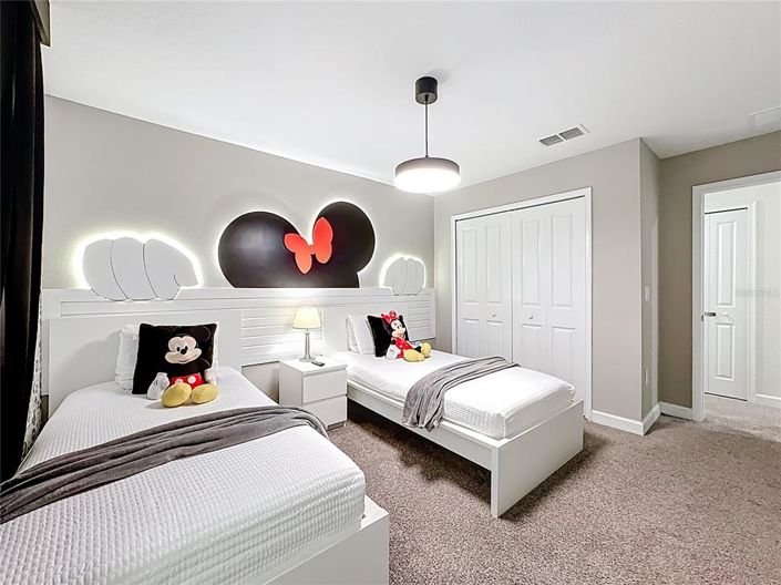 Image No.25-4 Bed Townhouse for sale