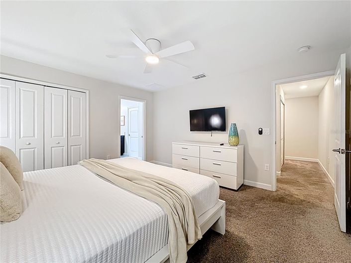 Image No.27-4 Bed Townhouse for sale