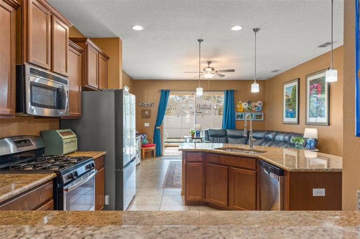 Image No.13-5 Bed Property for sale