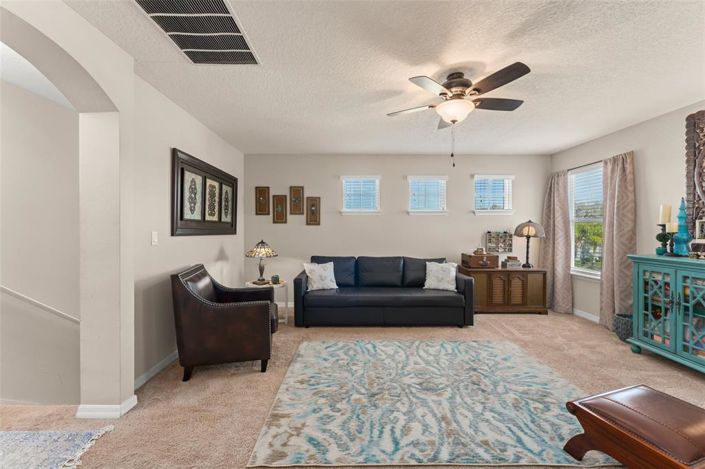 Image No.25-5 Bed Property for sale