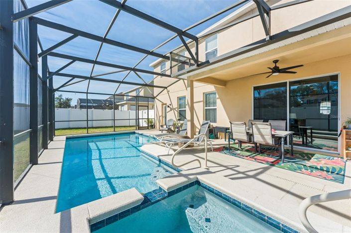 Image No.45-5 Bed Property for sale