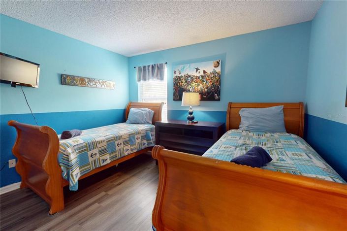 Image No.19-7 Bed Property for sale