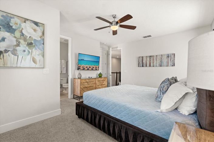 Image No.26-6 Bed Property for sale