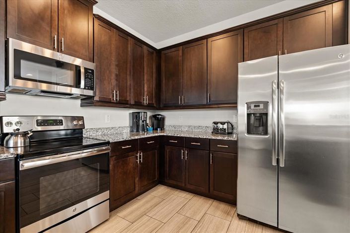 Image No.4-6 Bed Property for sale