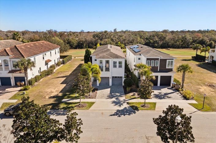 Image No.45-6 Bed Property for sale