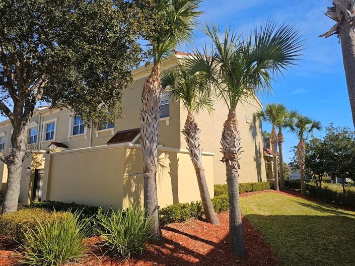 Image No.33-4 Bed Townhouse for sale