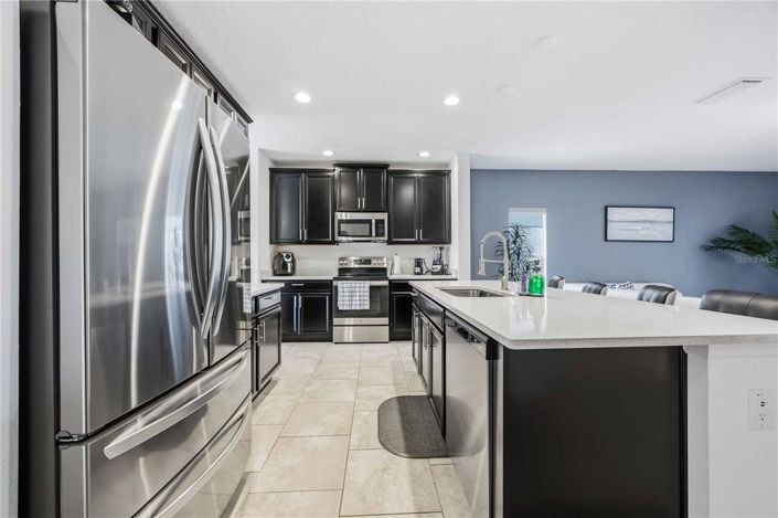 Image No.11-3 Bed Property for sale