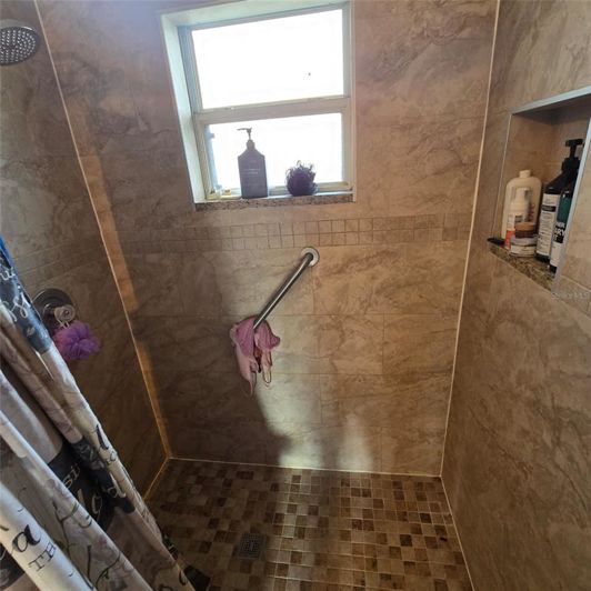 Image No.16-Propriété de 4 chambres à vendre à Davenport