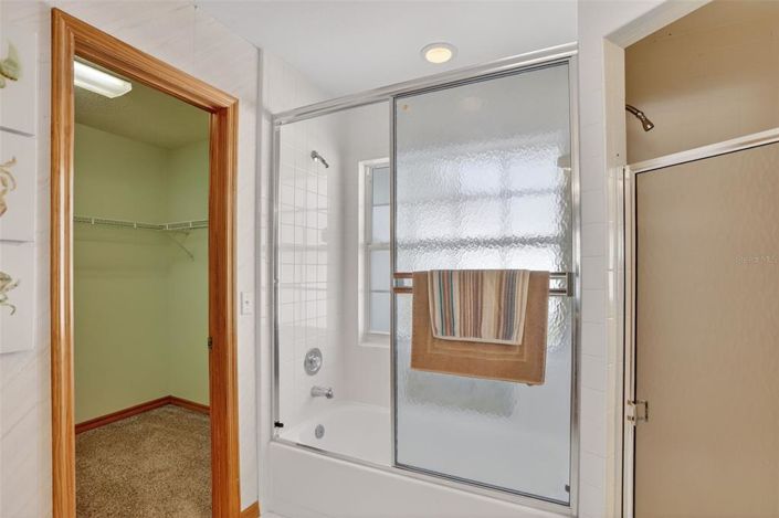 Image No.18-4 Bed Property for sale