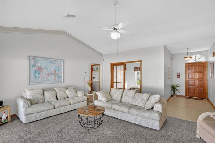 Image No.6-4 Bed Property for sale