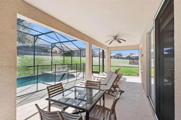 Image No.30-Propriété de 7 chambres à vendre à Kissimmee