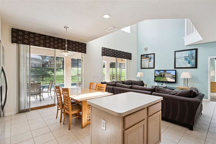 Image No.6-Propriété de 7 chambres à vendre à Kissimmee