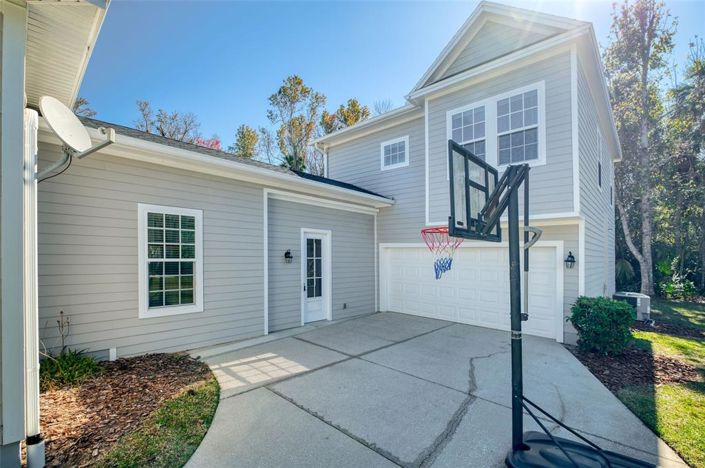 Image No.28-7 Bed Property for sale