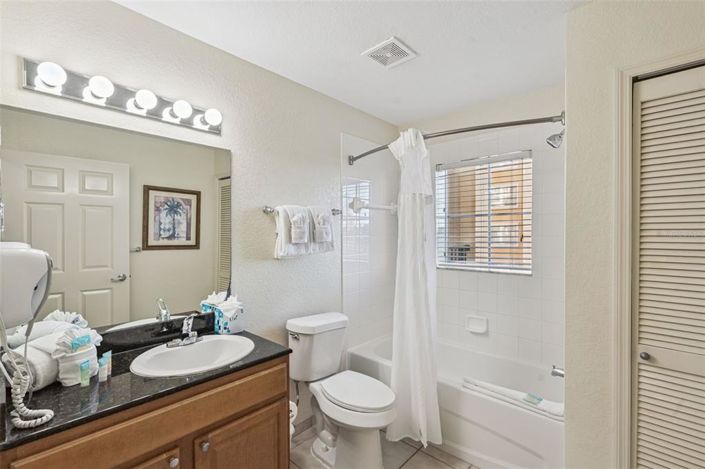 Image No.20-3 Bed Property for sale