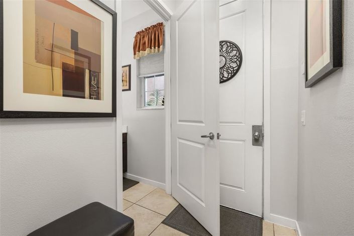 Image No.16-2 Bed Townhouse for sale