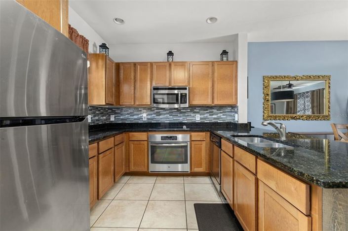 Image No.17-2 Bed Townhouse for sale