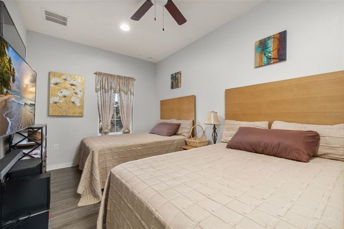 Image No.31-2 Bed Townhouse for sale