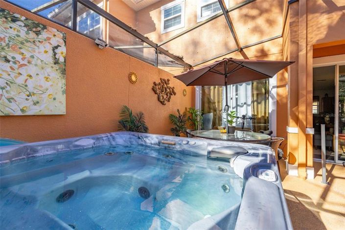 Image No.8-2 Bed Townhouse for sale