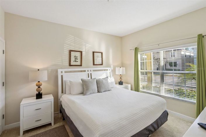 Image No.11-4 Bed Townhouse for sale