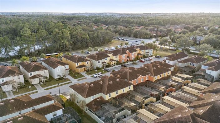 Image No.30-4 Bed Townhouse for sale