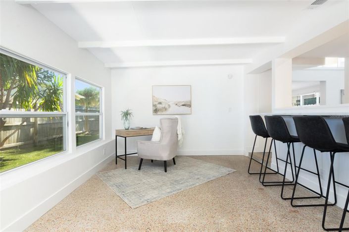 Image No.5-Propriété de 3 chambres à vendre à St. Pete Beach