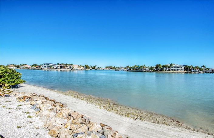 Image No.33-3 Bed Townhouse for sale