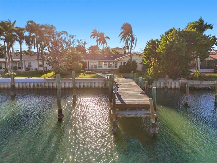 Image No.10-3 Bed Property for sale