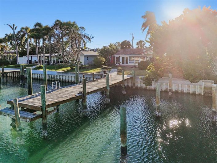 Image No.11-3 Bed Property for sale