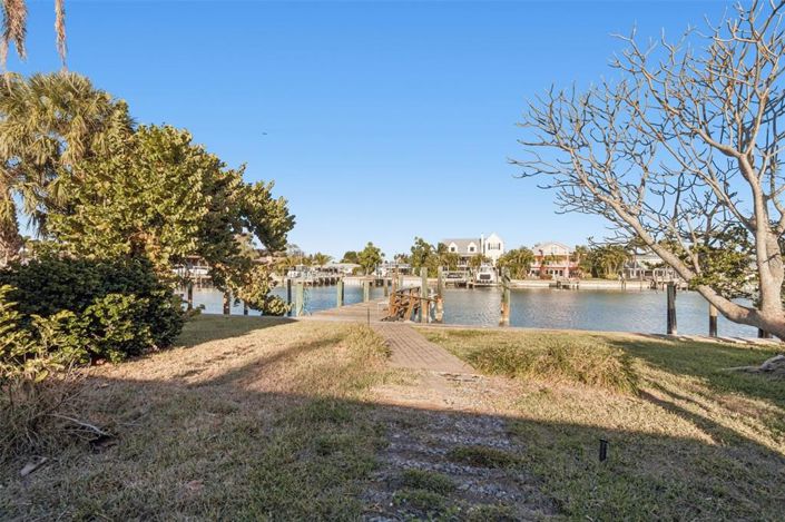 Image No.5-3 Bed Property for sale