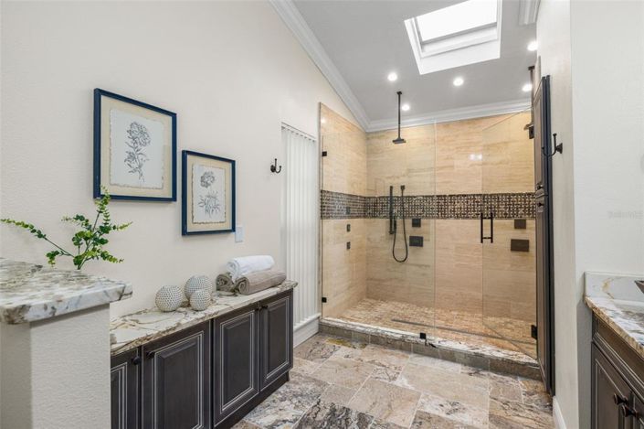 Image No.23-3 Bed Townhouse for sale