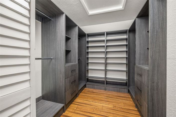 Image No.24-3 Bed Townhouse for sale