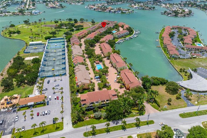 Image No.43-3 Bed Townhouse for sale