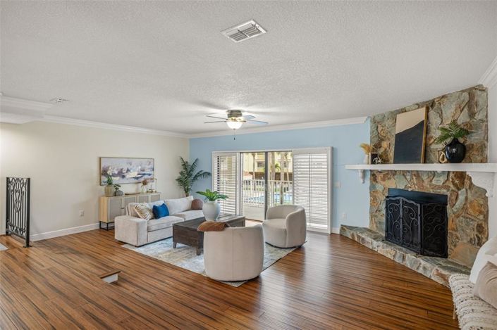 Image No.9-3 Bed Townhouse for sale