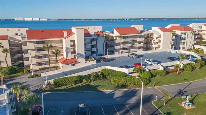 Image No.32-Propriété de 2 chambres à vendre à St. Petersburg