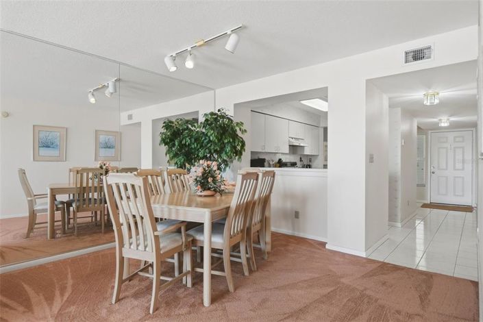 Image No.30-2 Bed Property for sale