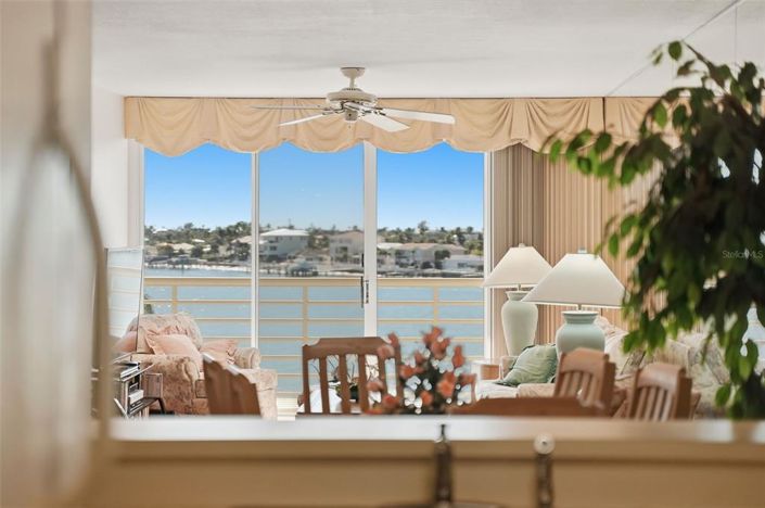 Image No.35-2 Bed Property for sale