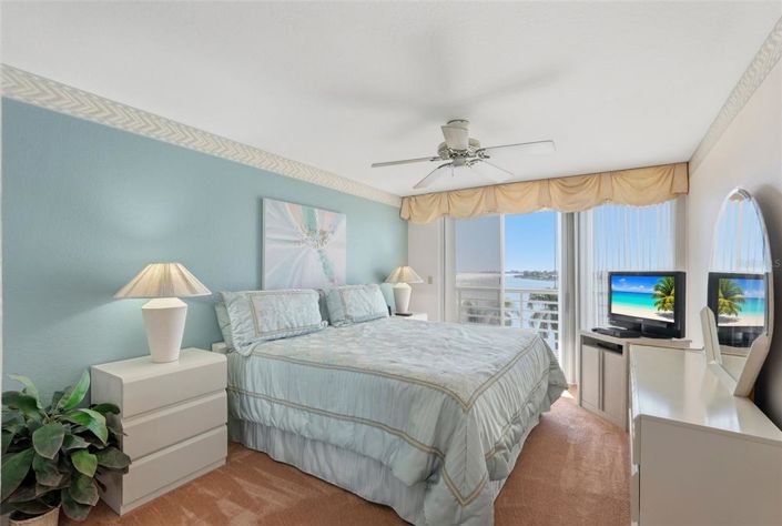 Image No.37-2 Bed Property for sale