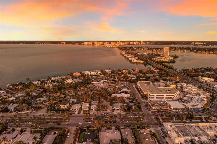 Image No.19-Propriété de 4 chambres à vendre à Sarasota