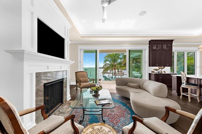 Image No.18-4 Bed Property for sale